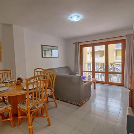 Apartment- Eurosol شقة
